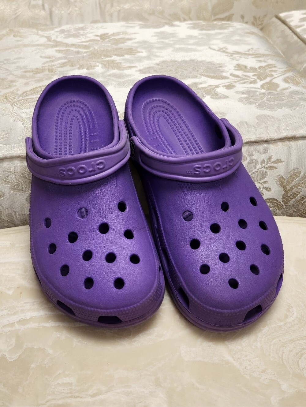Crocs Classic Clogs Purple Slip On Comfort Shoes Mens 8-9 Womens 10-11
